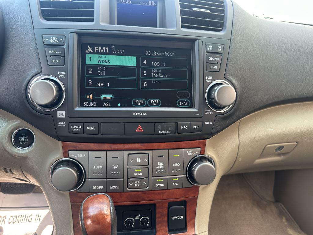 2010 Toyota Highlander Limited - Photo 11